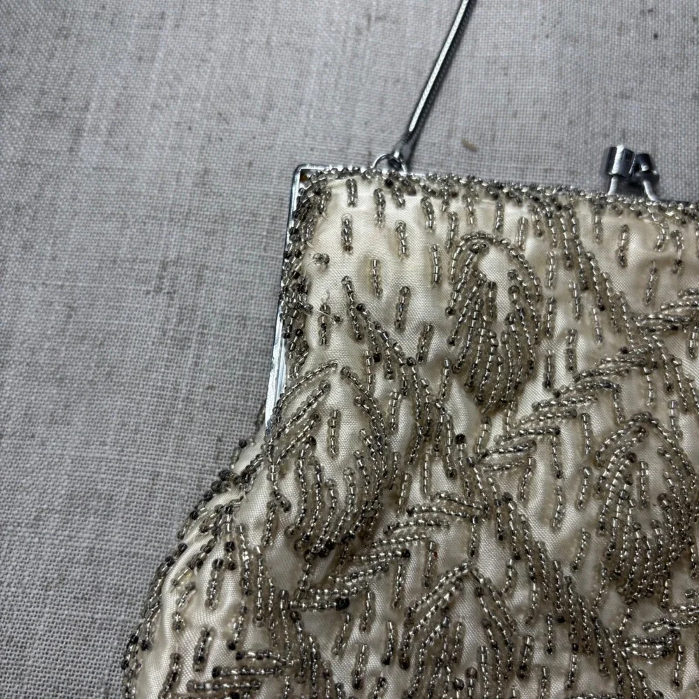 Vintage Beaded Evening Bag Cream Silver Kiss Lock Clutch Hand Made in Hong Kong